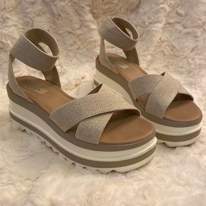 🥥 STEVEN NY platform sandal 🥥